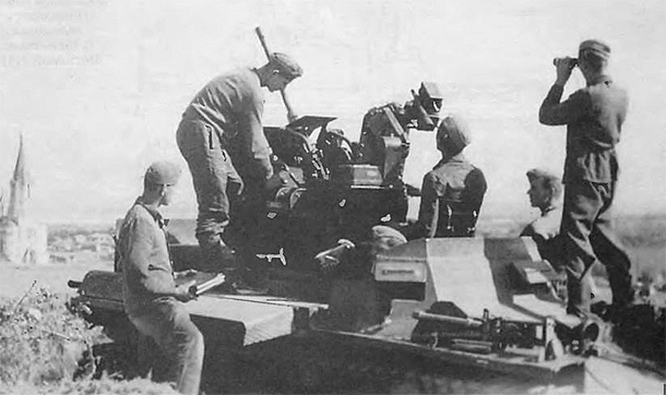 Flakpanzer I, crew of six soldiers