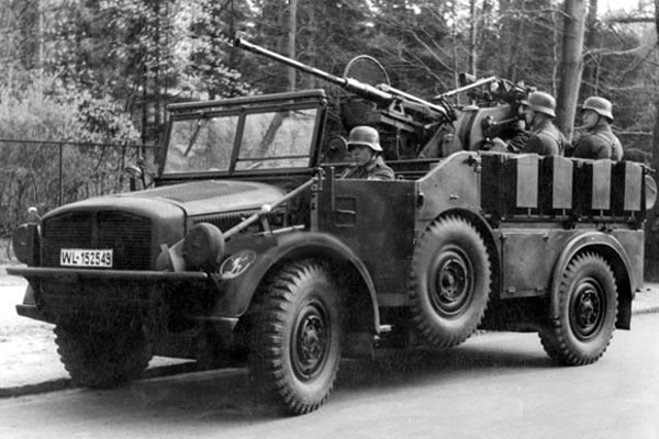 Oficiální instalace kanonu Flak 38 na Horch 108, Flak-Regiment 42