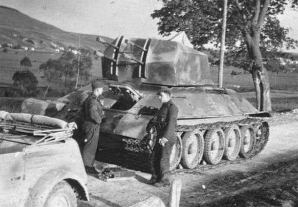 Conversion of an ammunition T-34 into a Flakpanzer in the workshops of the 653rd battalion
