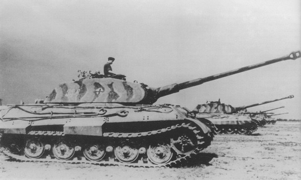 tank PzKpfw VI Ausf.B Tiger II