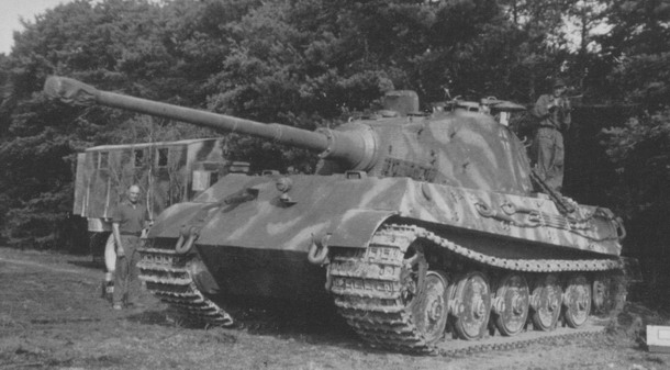 tank PzKpfw VI Ausf.B Tiger II