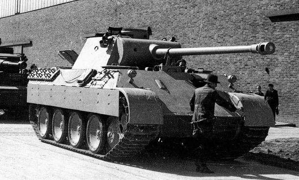 tank PzKpfw V Panther
