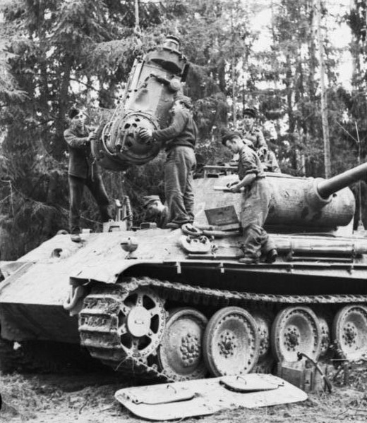 tank PzKpfw V Panther