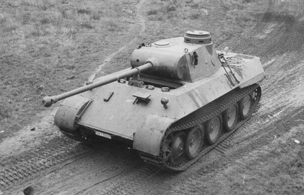 tank PzKpfw V Panther