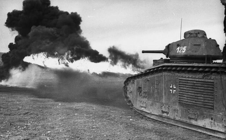 plamenometný tank PzKpfw B2 (Flamm)